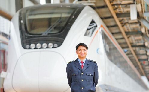 成都/p內(nèi)江鐵路機械學(xué)校