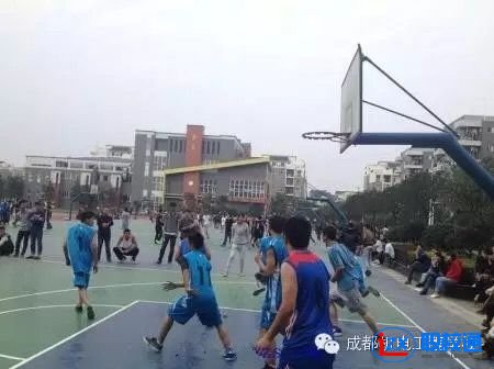 初中五年制大專學校四川財經(jīng)職業(yè)學院招生