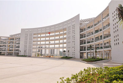 到貴陽行知職業(yè)學校學習鐵路的原因