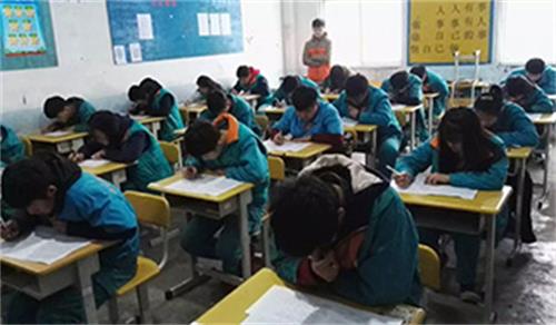 青島廣播電視中專初中上可以報名嗎？學校怎么樣？