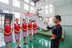  校長說:成都市哪所航空學(xué)校的寢室比較好?