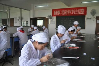 成都?？扑巹I(yè)就業(yè)形勢