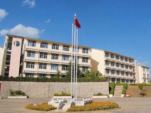 云南新興職業(yè)學院的學費是多少
