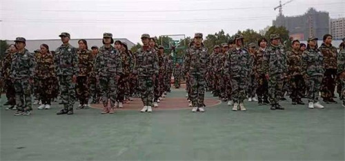 世界上沒有好的教育，只有適合的教育-------軍校職教中心（學(xué)院）