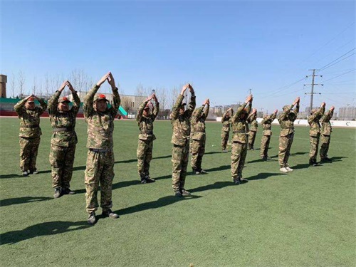 世界上沒有好的教育，只有適合的教育-------軍校職教中心（學(xué)院）